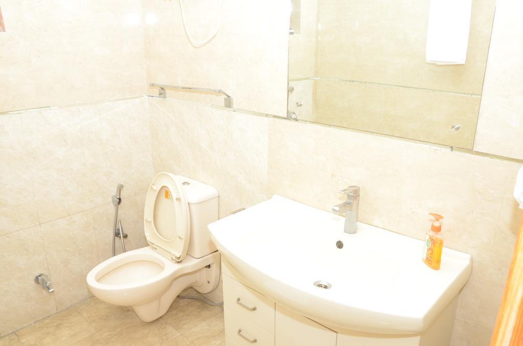 Namaste Apartments Нью-Дели Экстерьер фото