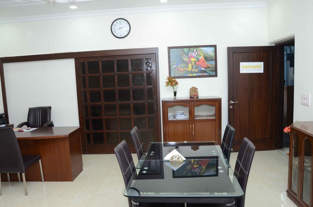 Namaste Apartments Нью-Дели Экстерьер фото