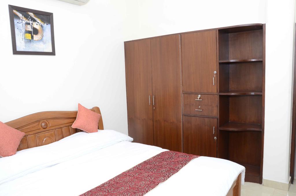 Namaste Apartments Нью-Дели Номер фото
