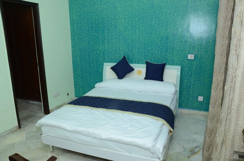Namaste Apartments Нью-Дели Экстерьер фото