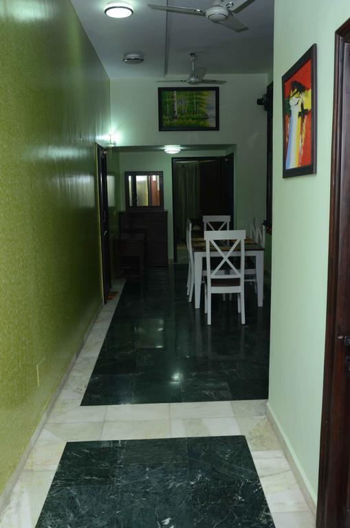 Namaste Apartments Нью-Дели Экстерьер фото